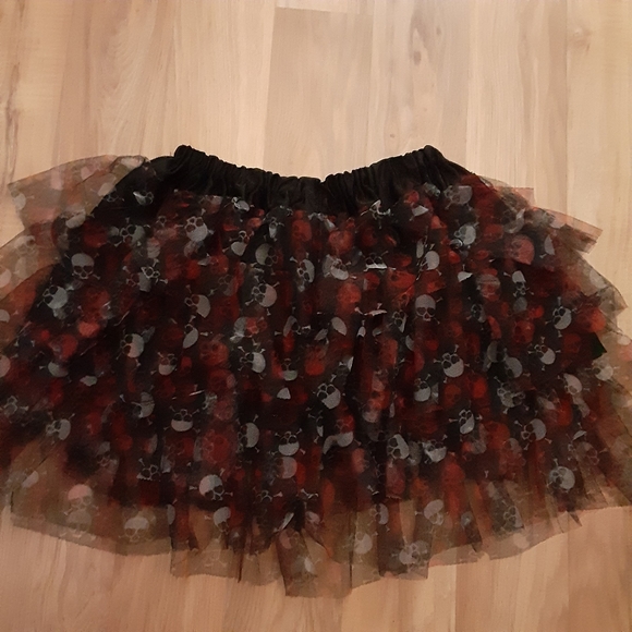 Hot Topic Skull Elastic Multi Layered Tutu Skirt - Picture 5 of 5